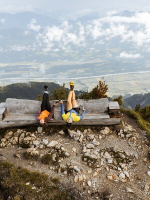 Bank bei Gratlspitze Alpbach, CCE Wanderdörfer | © Nadine Probst