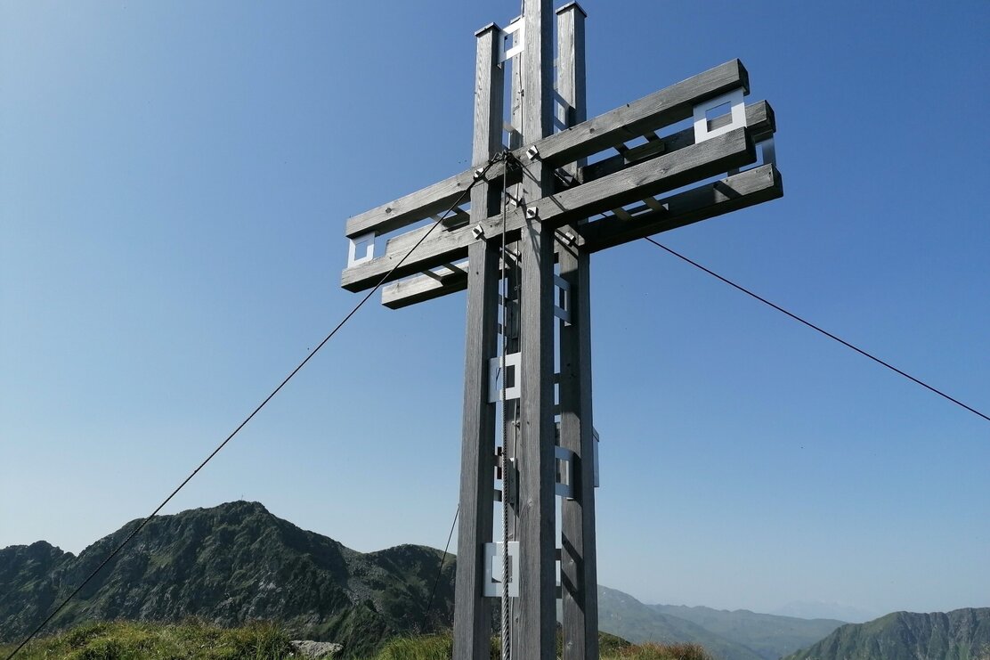 Wildschönau Tourismus Kl Beil Gipfelkreuz Gewi.jpg