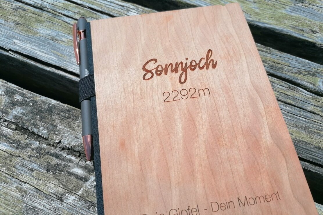 Wildschönau Tourismus Sonnjoch Gipfelbuch Gewi.jpg